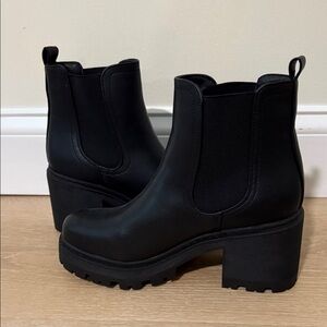 Black Chunky Heel Ankle Boots